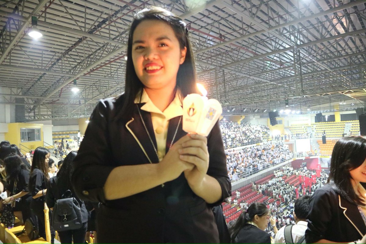 magmoreno0314's tweet photo. #USTBaccMass2016
#USTBatch2016 #ArmyOfBlackAndYellow https://t.co/g7luuEKAyT
