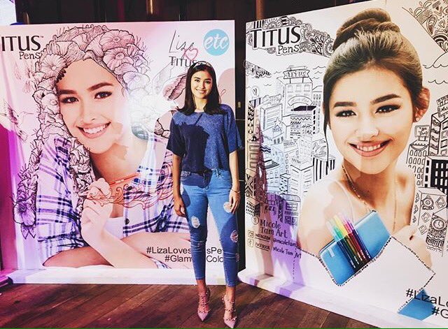arkinknights's tweet photo. napadaan ako sa market market kanina, nakita ko si atey @lizasoberano my gosh ang ganda ni atey 😳 #lizasoberano https://t.co/pTaSWhnVSq