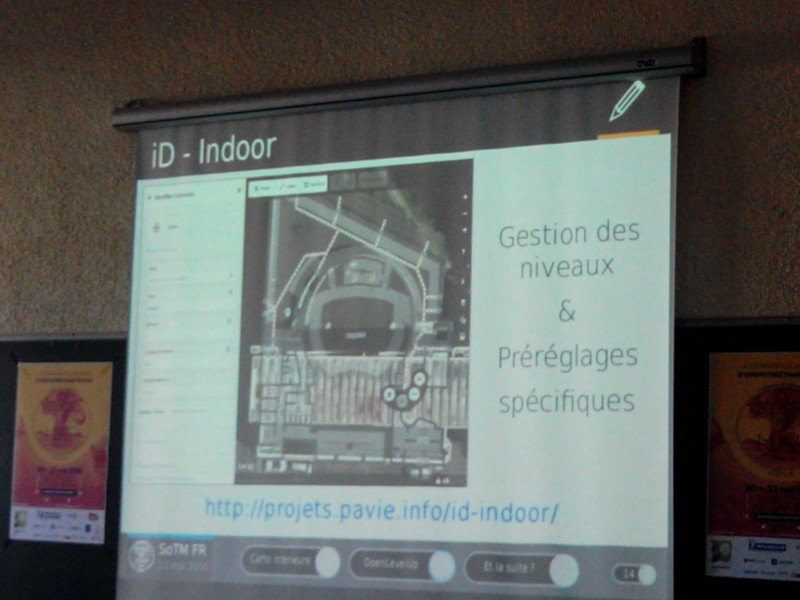 Ben_Fournier_'s tweet photo. La cartographie #indoor par @PanierAvide : visualisation #OpenLevelUp et contribution iD-indoor
#SotMFR https://t.co/qmASTAIIIl