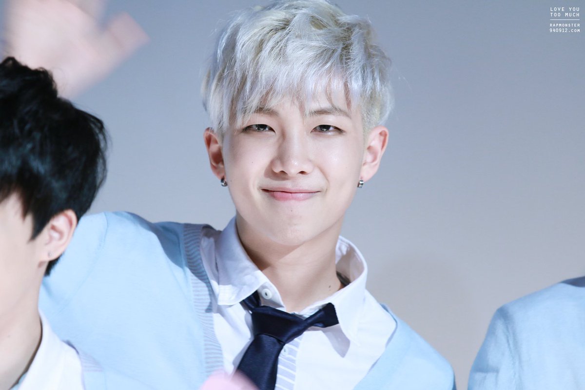 üyelerin kulak deliklerinin resimlerini bulabilir misiniz