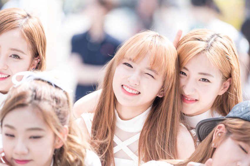 Ci_RHuTUUAAf7M_.jpg:large