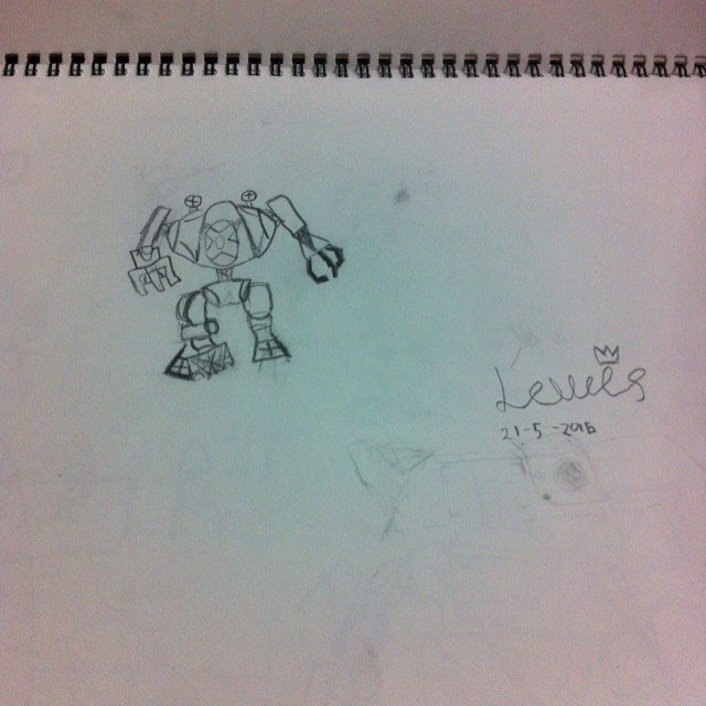 Otherbots's tweet image. #drawing #robot #coolrobot #robotdrawing is this a robot? The leg look funny! by lewis031306
