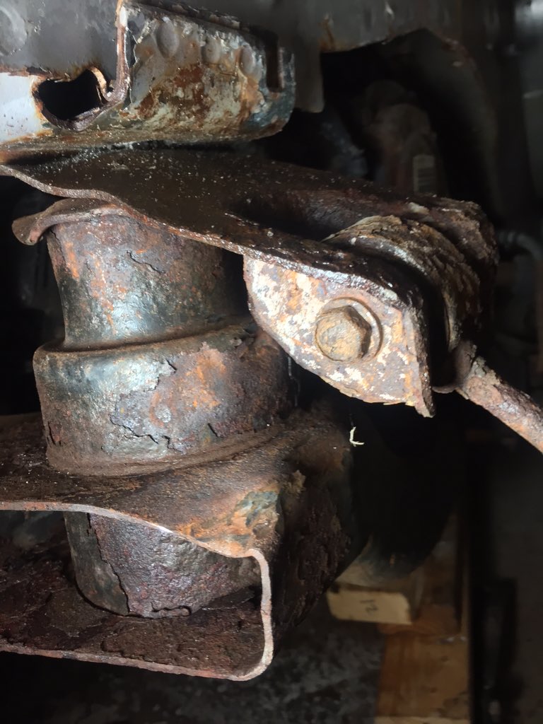 TroyDB7's tweet image. Had a seized frame bolt on #ProjectPacifica only fix was pry apart so I could cut the 10" bolt. Patience. #MoparChat