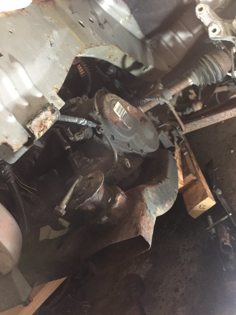 TroyDB7's tweet image. Had a seized frame bolt on #ProjectPacifica only fix was pry apart so I could cut the 10" bolt. Patience. #MoparChat