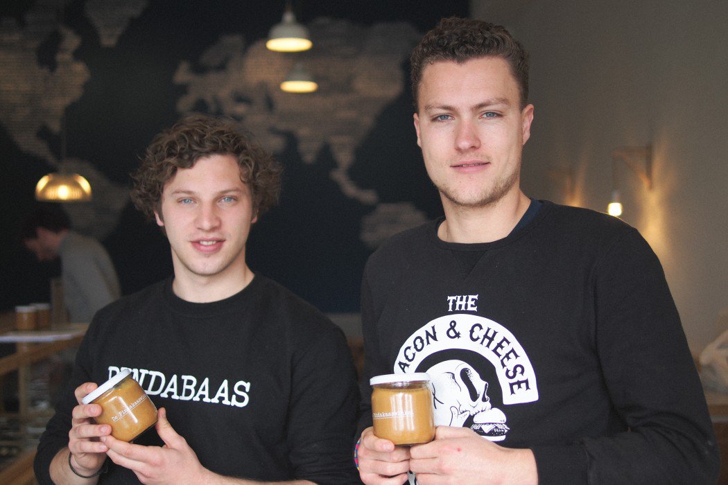 Seger werkte een dag mee in de pindakaasfabriek goo.gl/F7EHHG #pindakaaswinkel