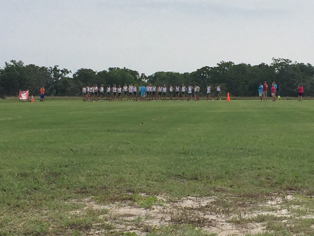 TexasXCCoaches's tweet photo. Boys start! #TxTop40 https://t.co/PLmLSKIpe2