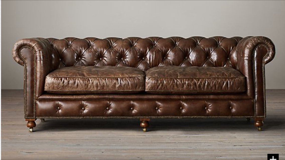 Today's #sofacrushsaturday is brought to you by <a href="/RestoHardware/">Restoration Hardware</a> - leather, tufting and chesterfield goodness.