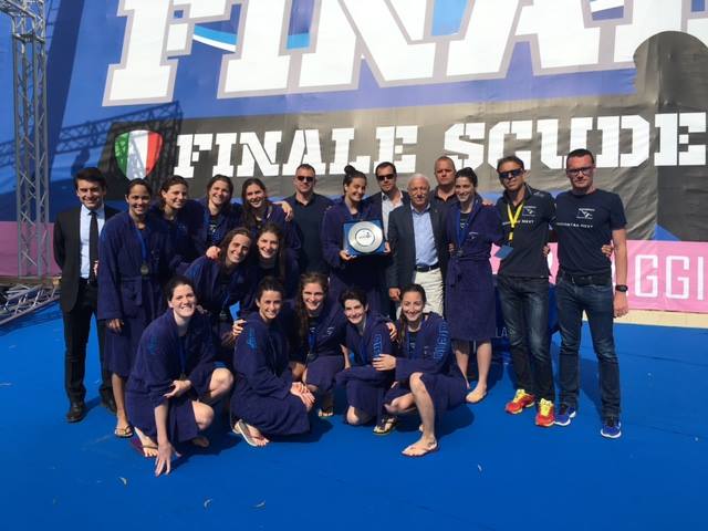 #finalsixscudetto, Prato batte Catania 10 a 5 ed è 5a: goo.gl/TDHIYm. #gowaterpolo #eventounico