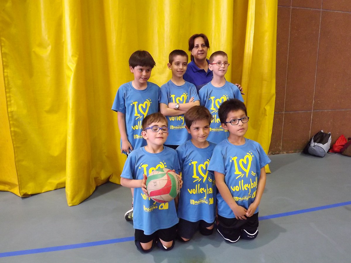 cvmostoles's tweet photo. Torneo MINIVOLEY21/05/2016 Alcorcón, 4ª Prueba del circuito de #Minivoley2016.
Alevín Masculino y Benjamín Masculino https://t.co/ptUttctStK