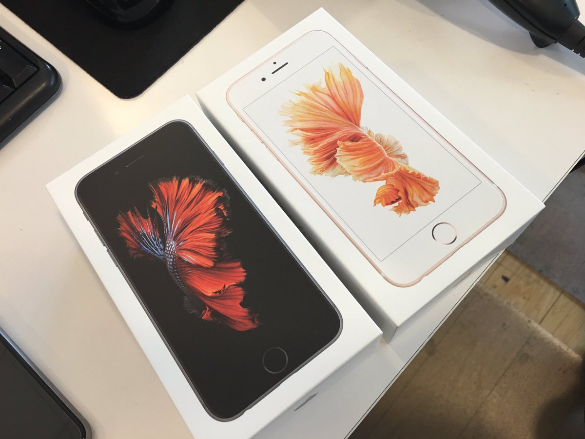 OneLoudounAD's tweet photo. BYE BYE VZN! 50%off&amp;BOGO on iPhone 6s!! where else can u get those savings?!? NOWHERE @AdcommDigitelHQ @dan_westfall https://t.co/Ekp4lMroaH