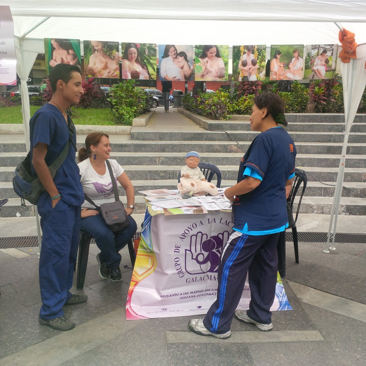 ChacaoInnova's tweet photo. El equipo de @GALACMAUCV presente en nuestra #EXpoSalud con información sobre la lactancia materna https://t.co/HxqeATCaWD