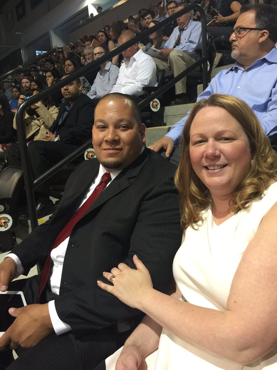 itsmefernando's tweet photo. Congratulations Anna! We are the happiest parents at RIT and proud of our girl! We love you #ritgrad https://t.co/RwtNeT3ult