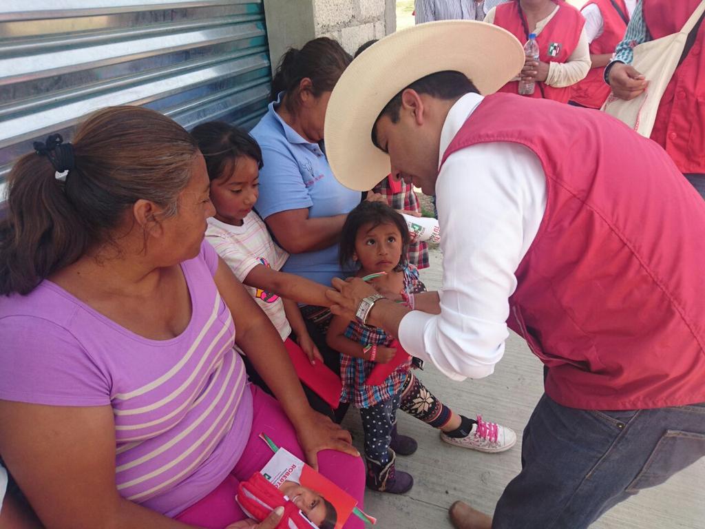 jrobertojuarez's tweet photo. #OrgullosammenteZapotlándeJuárez
Trabajaré por ti y por tu familia https://t.co/1YICkKDnAb