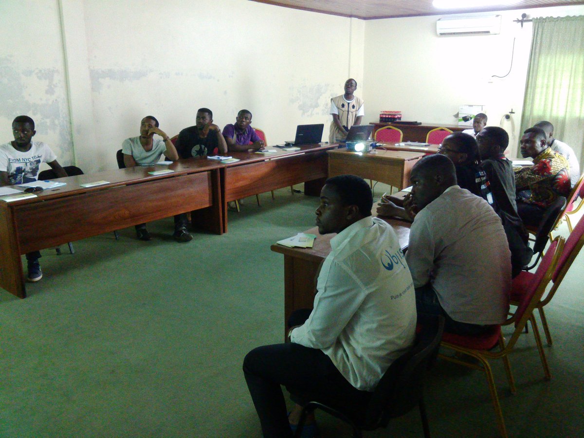 GDGYaounde's tweet photo. Il est conseillé d'éviter les instanciations au maximum.
#BestPraticeOnAndroidDev
#Ydetechmeetup #10000Codeurs #GDG https://t.co/UbHk6nLzci