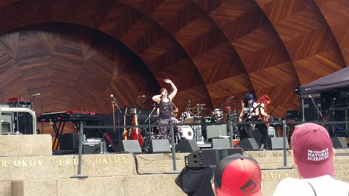 Local929's tweet image. Ladies of rock. Our Battle of the Bands winners, @Flight_of_Fire! #929Earthfest