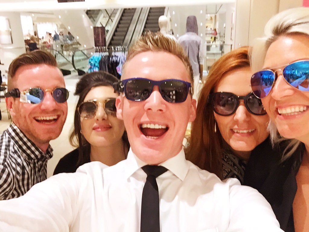 SGH_Kadewe's tweet photo. Saturday in KaDeWe! Get your mood!!! @DanielDenjo @CNeugier @BettinaGermany @sunglasshut https://t.co/NntHeoo7Mg