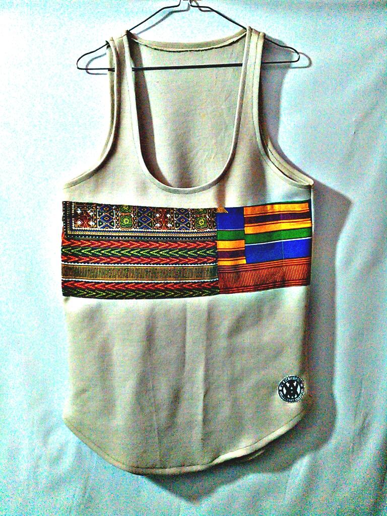 bentilbillzgh's tweet photo. We love to promote Africa in our outfit ..we stand for quality over quantity ..the new brand making waves @micgizo https://t.co/SgBUzPzql9