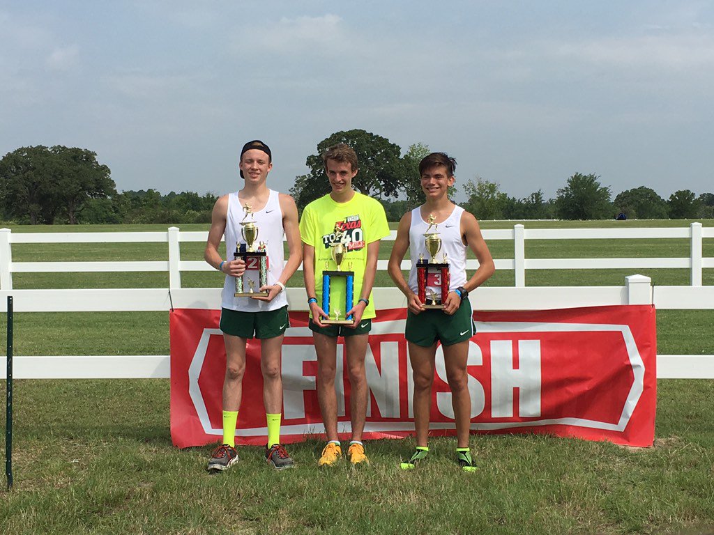 TexasXCCoaches's tweet photo. Top 3 boys! #TxTop40 https://t.co/lyydO47EzR