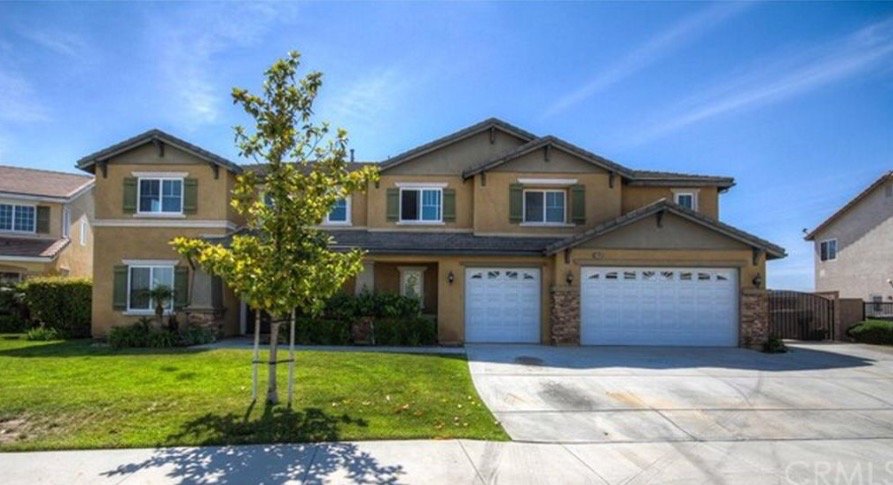 SDMoveUp's tweet image. SoCal Open House: 6 bedrooms, 5 bathroom pool home $475,000. Call for info: 951-251-5261. #iwantahome #SuperAgent