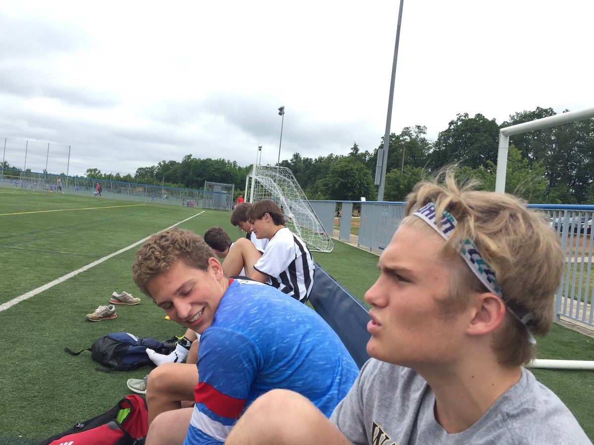 FcTeeter's tweet photo. FC TEET prepares for their playoff game #TeeterUp https://t.co/ODTaeyODWT