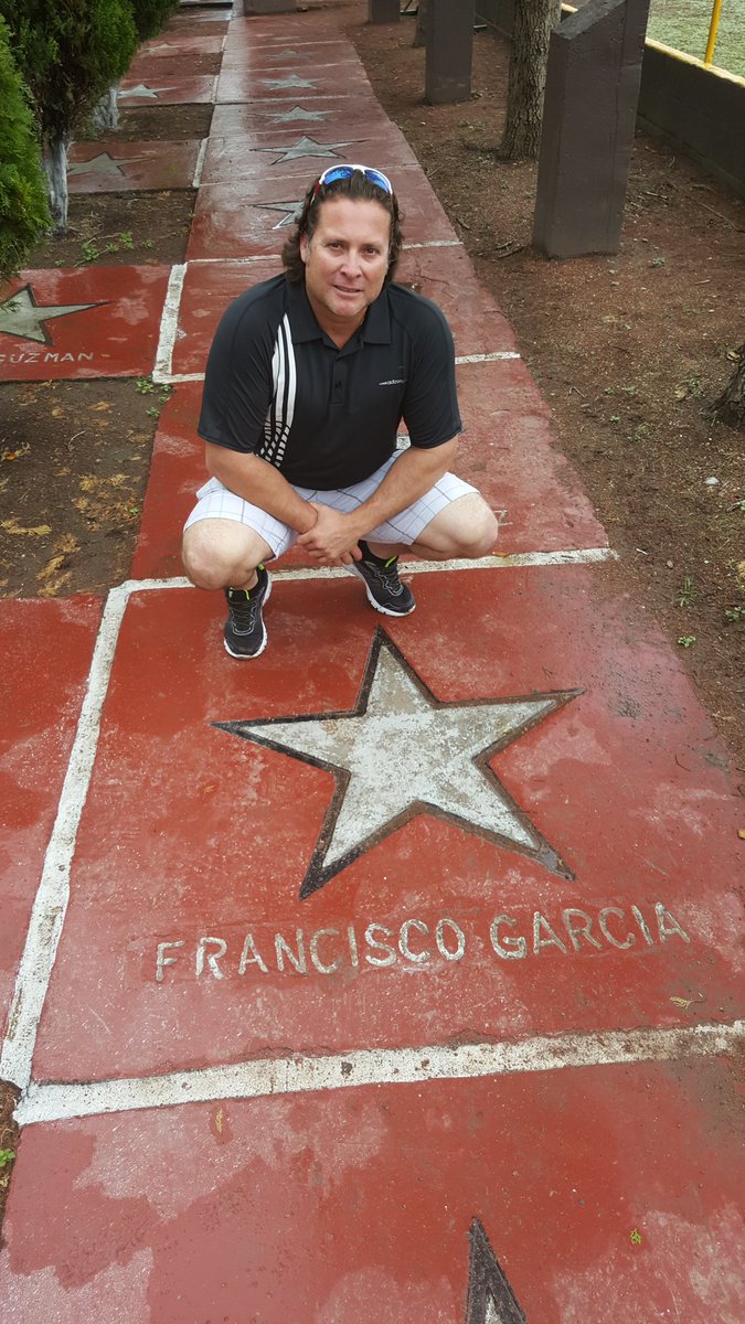karimgarcia95 tweet picture