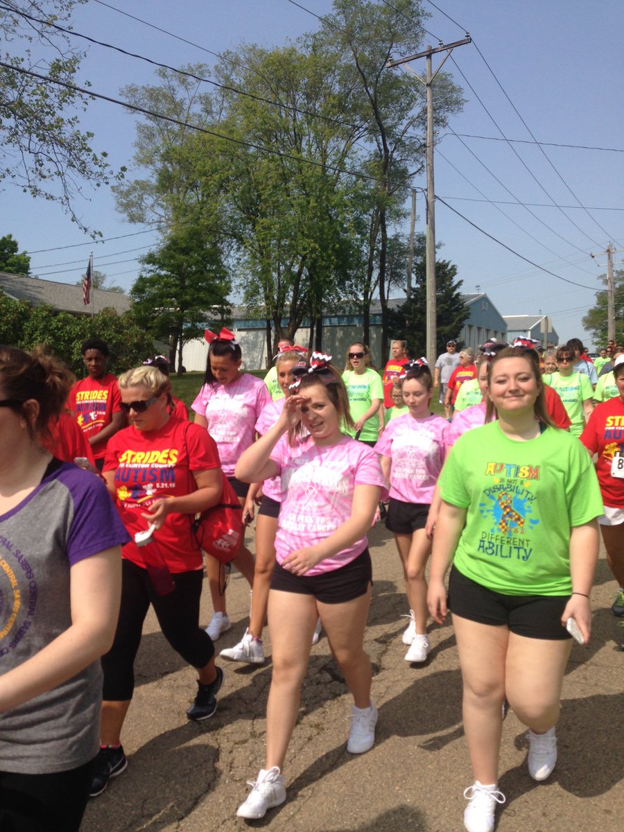 chskingscheer's tweet photo. Had a blast! #stridesforautism https://t.co/goDrk1Cavw