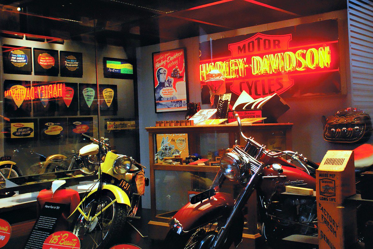 visitmilwaukee's tweet photo. You don’t need to be a #Harley enthusiast to enjoy the @hdmuseum! https://t.co/4g1Q7vXnip
