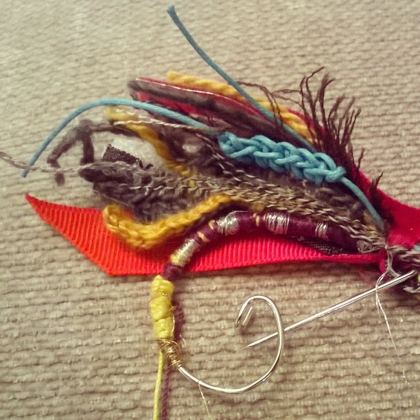 ClaireStonier's tweet photo. Pleased with my new #fishingfly #kilt pin #brooch #Hookandteasel #Etsy https://t.co/qqiA3pmeZO