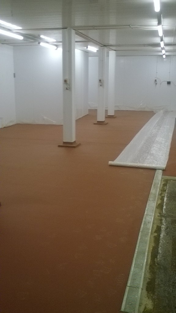 FloorLimited's tweet photo. Floor-it team successfully install polyurethane tg69 R.S.L in Leicester. https://t.co/HkForKlmNG
