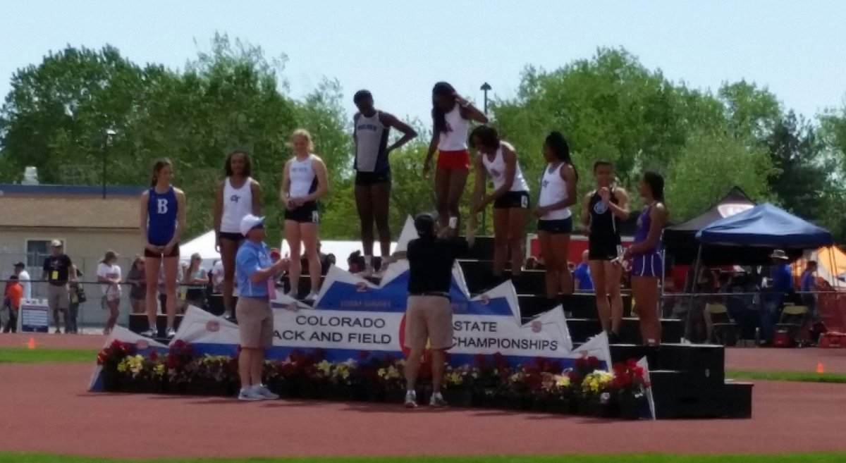 <a href="/RenaeDawnielle/">Dawnie ♡</a> on the podium receiving her medal for the 100M Dash.