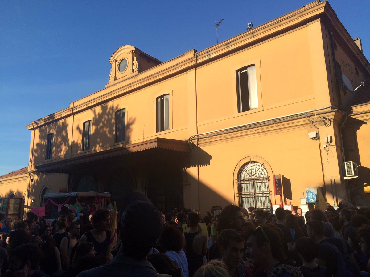 SomMovimento tweet media