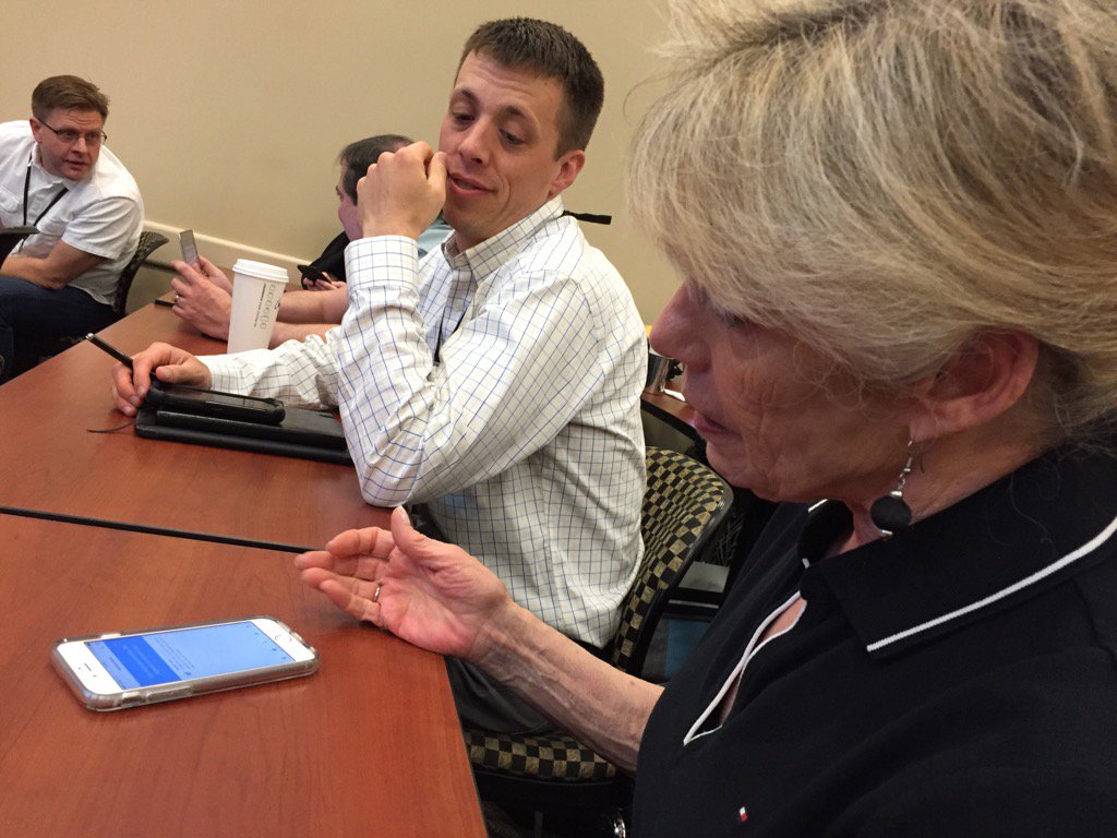 selfe2's tweet image. #cwcon @hawisher and @derekvan collaborating on Twitter during #cwcon. When students become our teachers--always!!!