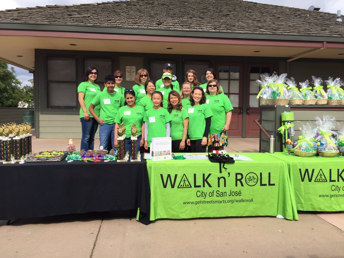 wnrsj's tweet photo. Just kicked off our Walk N' Roll Volunteer Appreciation Event with a picture of our task force! https://t.co/CqExyoITO0