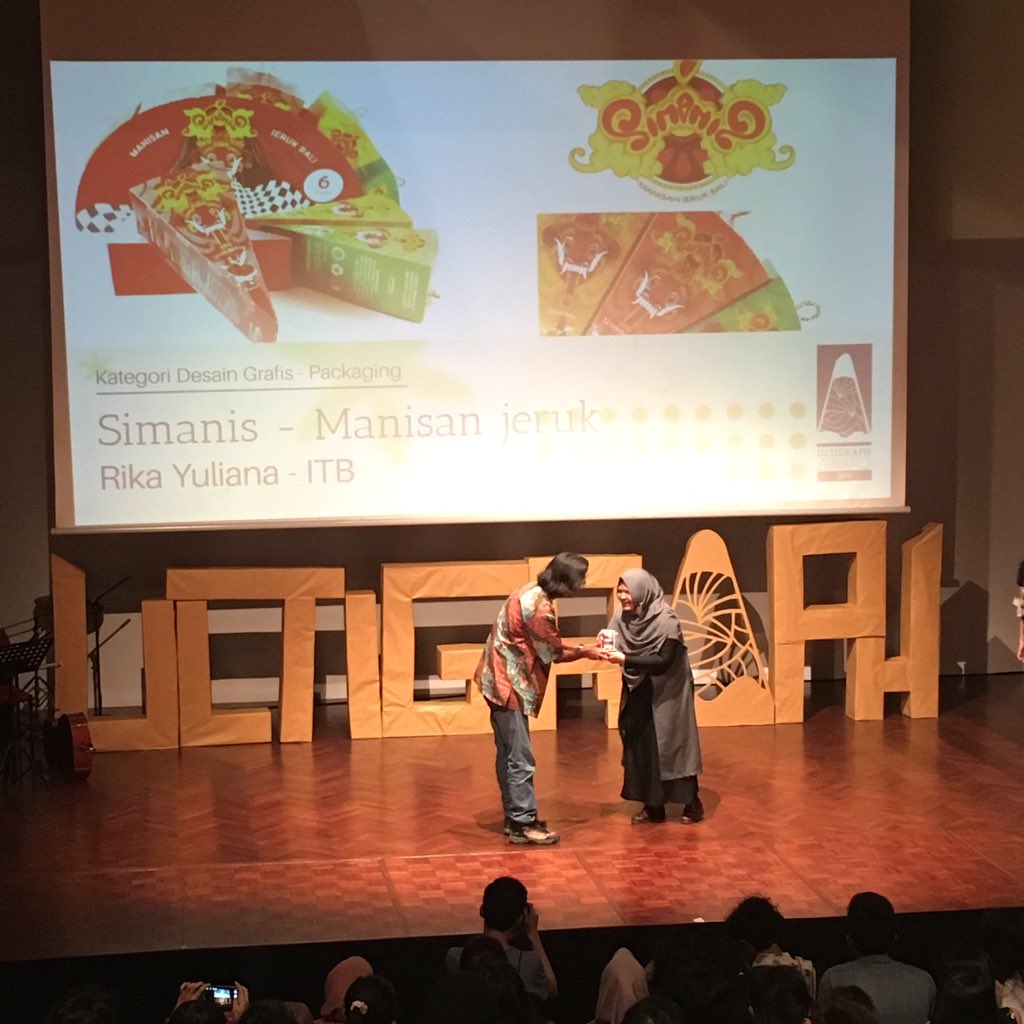 Pemenang Kategori Desain Grafis Packaging Cultural Content "Simanis- Manisan Jeruk"