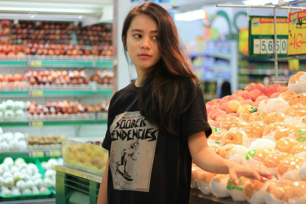 SOOBEK CLOTHING (Est.2015)
Be cool! Keep cool!
CATALOG FROM SOOBEK CLOTHING
available M, L, and XL size