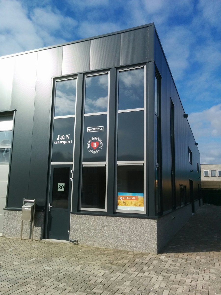 Vandaag opening nieuwe pand aan de Morgenstond 20 Dinther! #trots! Streekvol.nl