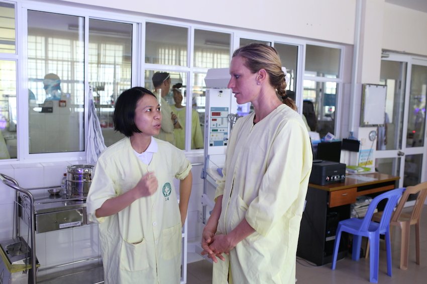 Cycle_a_diff's tweet image. Last chance to Bid in Caroline Steffen"s auction to save newborn lives bid at #XenaForVietnam.