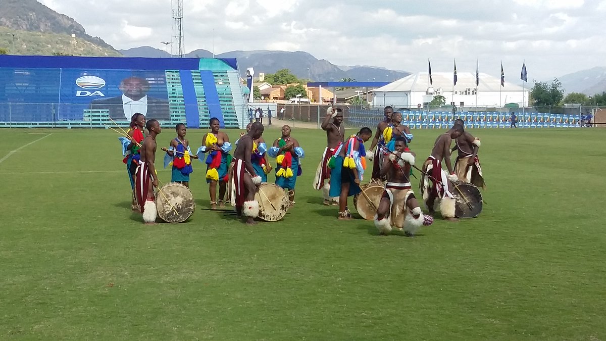 BoshSonja's tweet photo. #DAMpuLGELaunch #Kanyamazane Stadium, Mbombela. Cultural item display @moloisrj @JamesMasango @kprcouncil https://t.co/lZZdFHHUML