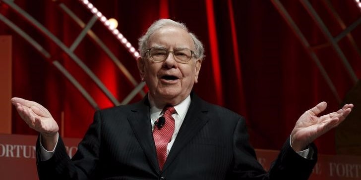 marketwatchfeed's tweet image. Billionaire investor Warren Buffett is getting in the bidding war for Yahoo (YHOO) buff.ly/1ZOKTq8