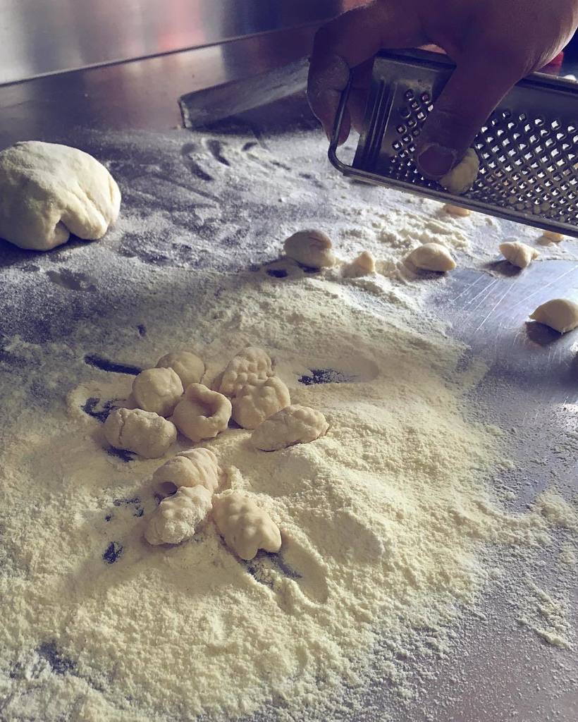 igers_sardegna's tweet photo. Amici di #igersBarbagia oggi siamo a tavola nell'incantevole spazio ristorante #SaMesa del… https://t.co/CjeGxqWNkk https://t.co/2jX6mHgsZZ