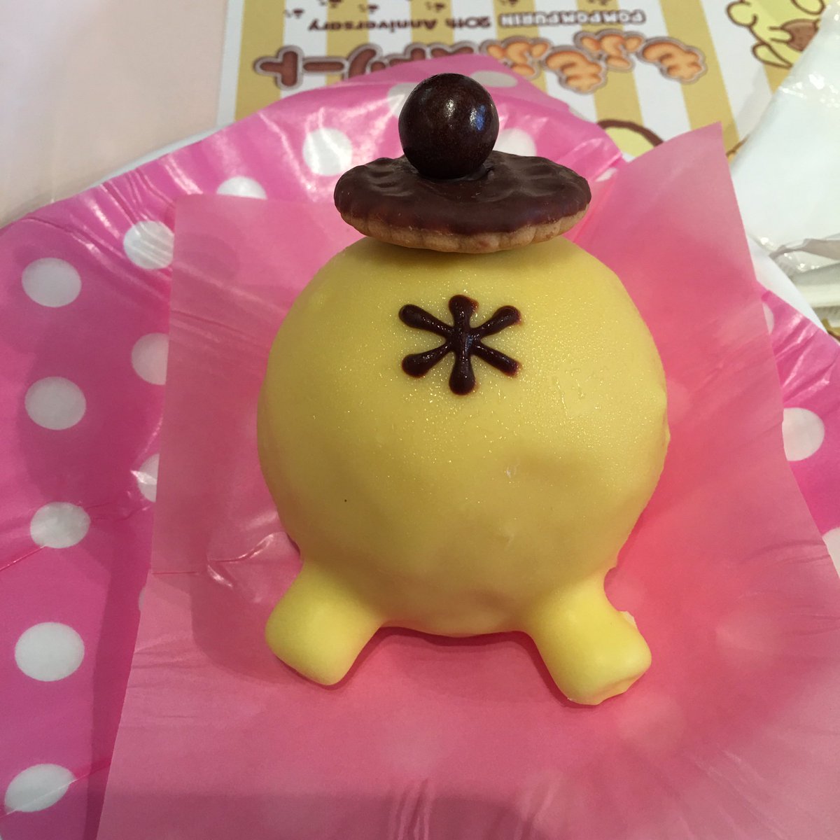 メロマイ Pa Twitter ピューロランドで食べたポムポムプリンのおしりケーキ キャラの顔もなんもなくてアスタリスクだけという潔さに衝撃を受ける 顔 尻穴