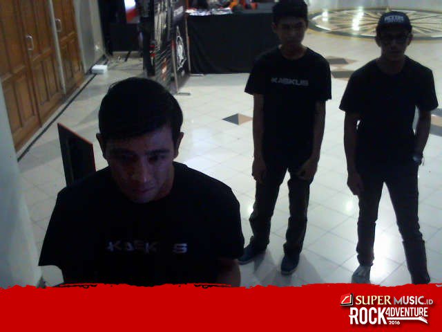ryanrosm21's tweet photo. Mainkan Supergitargames di booth supermusic.id RockAdventure 2016 &amp; dapetin merchandise menarik! #RockAdventure2016 https://t.co/Sm0HWcl1Xn