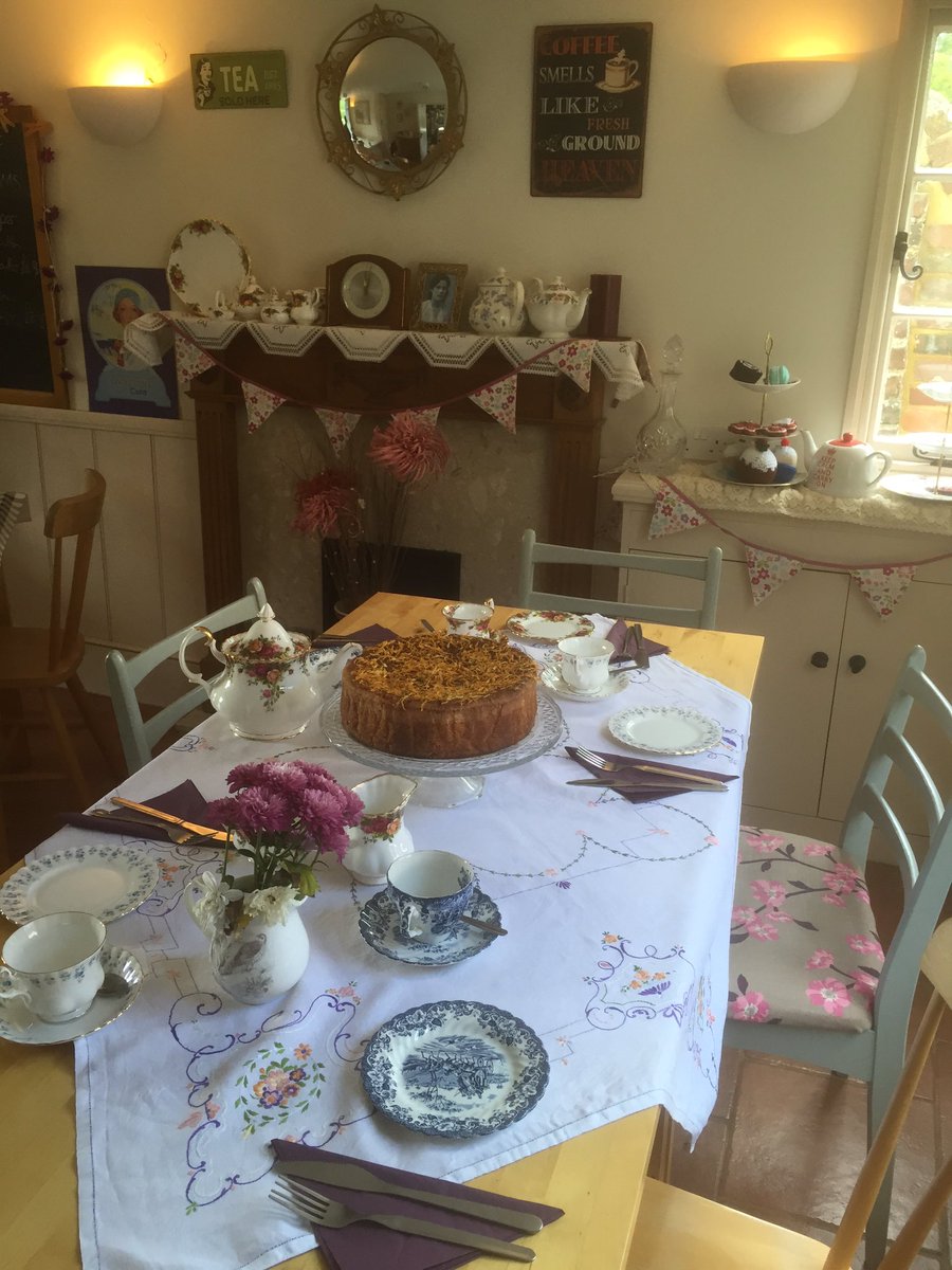 LCottageTeaRoom tweet picture