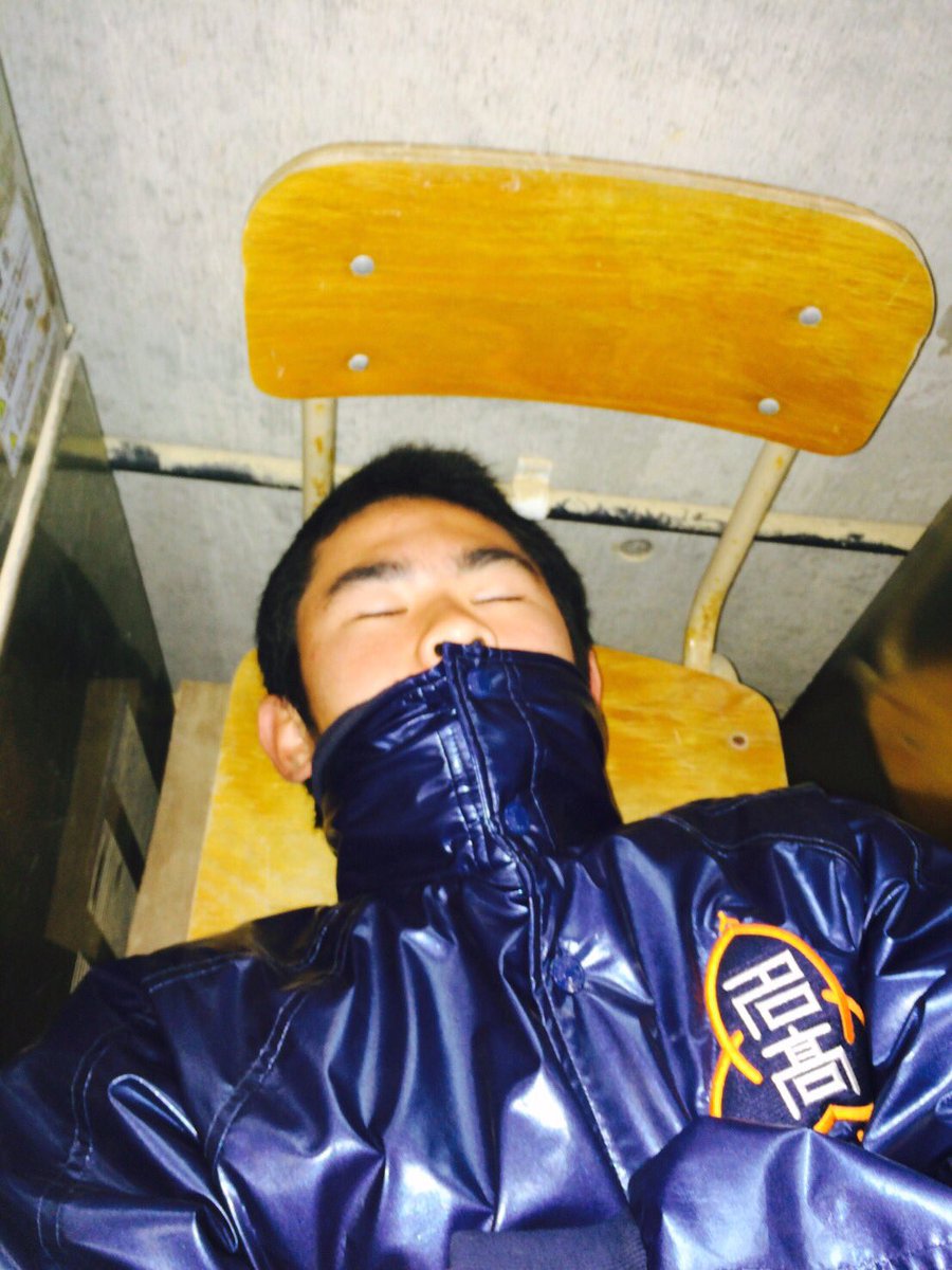 Bot37034112Bot's tweet photo. 脱皮寸前ー！ https://t.co/4Ychr27NLJ