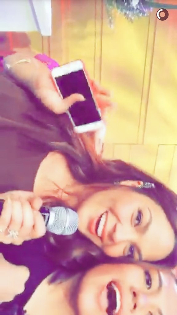 TinkerPan21's tweet photo. Magandang Buhay taping with @kc_concepcion, Frankie and Miel. #snapchat #simply.kc #kakiep83 https://t.co/TKew8MDEmb