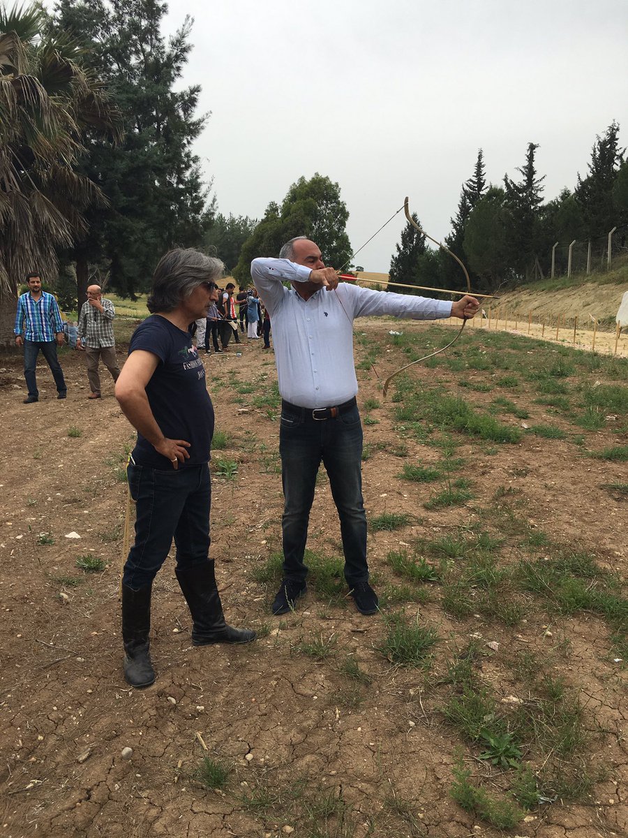 ahmetcozer's tweet photo. Yüreğir kaymakamımız Sn.Fatih Genel'den ilk uygulamalı okçuluk eğitimimizi aldık. https://t.co/JduNoQlTM5