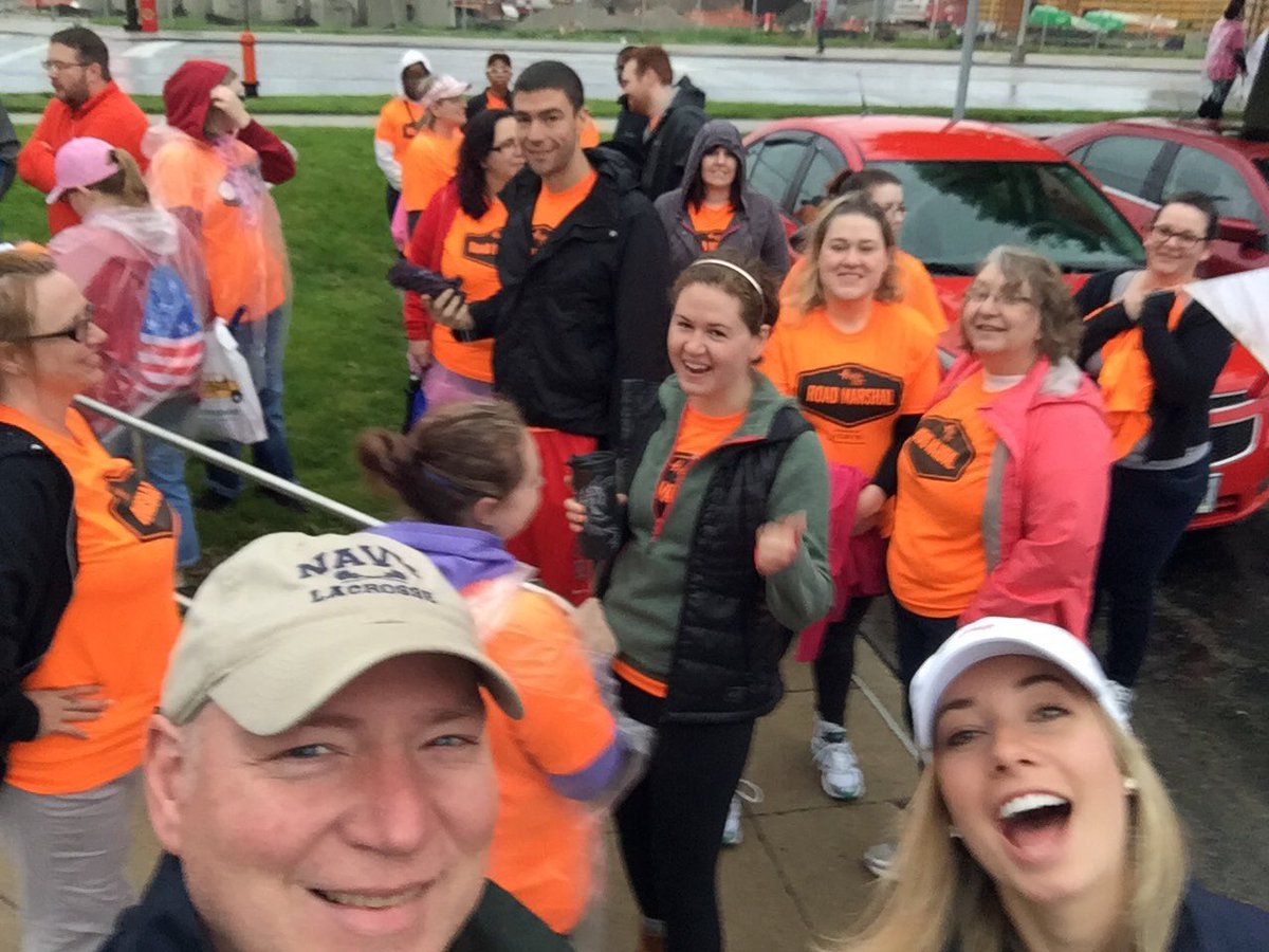 YardCb's tweet photo. Great day to be unselfie! #Target #g494rdos #Raceforthecure https://t.co/bPPZj6RK9e