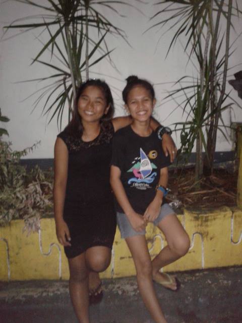Beccamanalo's tweet photo. TRUE friend will stay, no matter how hard to understand your attitude is.😉😘💘 Imy beb😂 https://t.co/IaapCbJ1ky