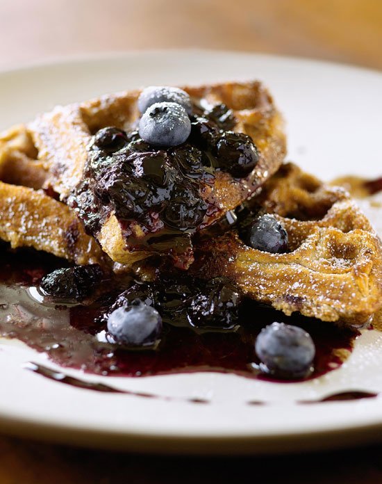 StyleAtHome's tweet photo. #HappySaturday! Start your morning with cracked wheat #waffles with cinnamon-allspice butter https://t.co/RM4RW5ftui https://t.co/viPlsPI1HD