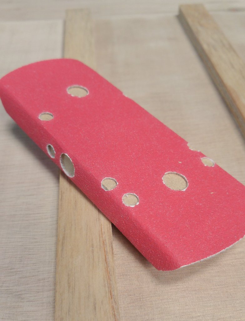 DreaGresh's tweet photo. Who knew sandpaper came in such #fashionable colors @HomeDepot I 💘 it! #HomeDepot #woodworking #diy https://t.co/vWMgcylUo0